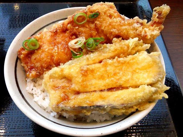 丸亀製麺 丸亀 ビールと一緒に天ぷら