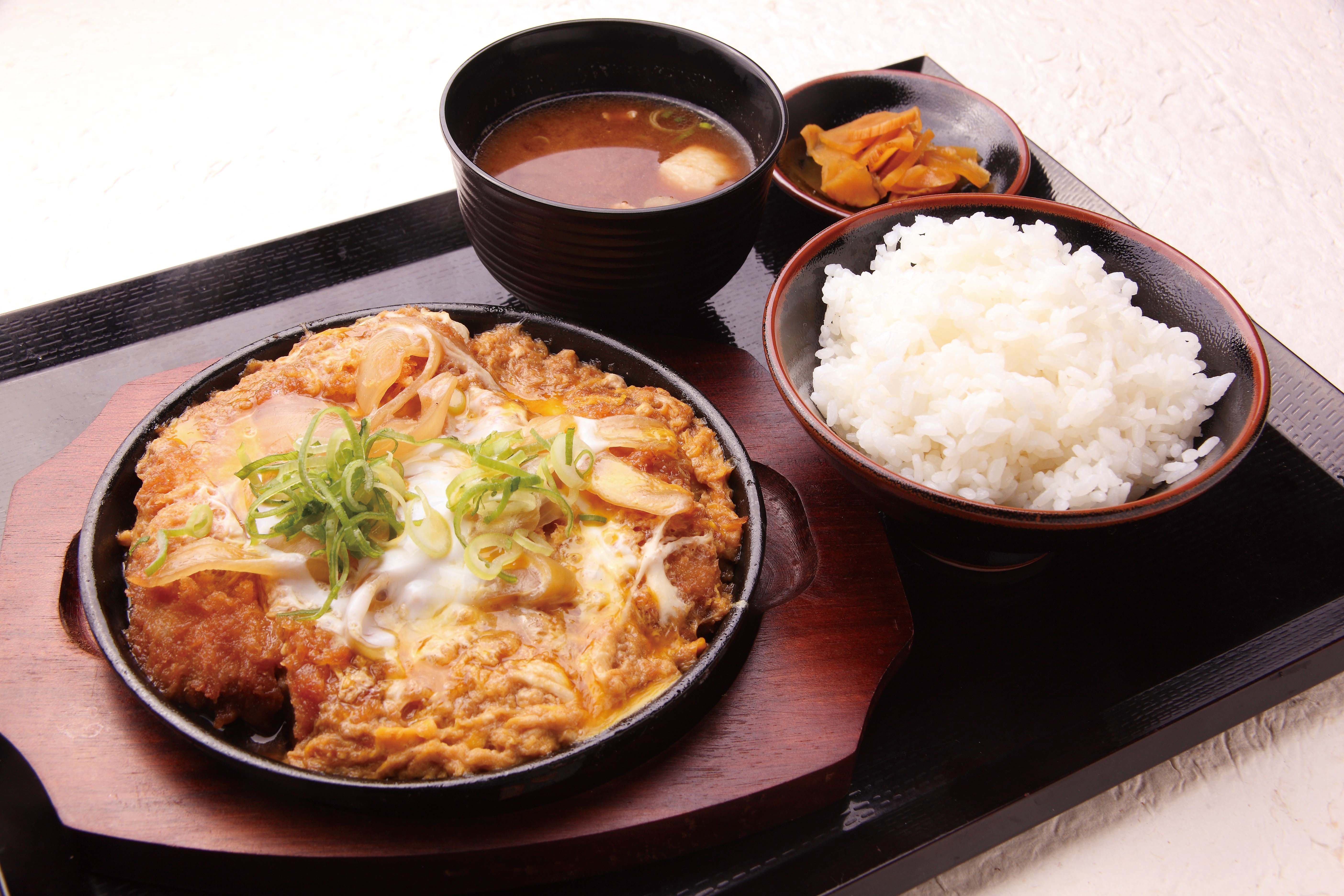 豚屋とん一 とんとじ定食