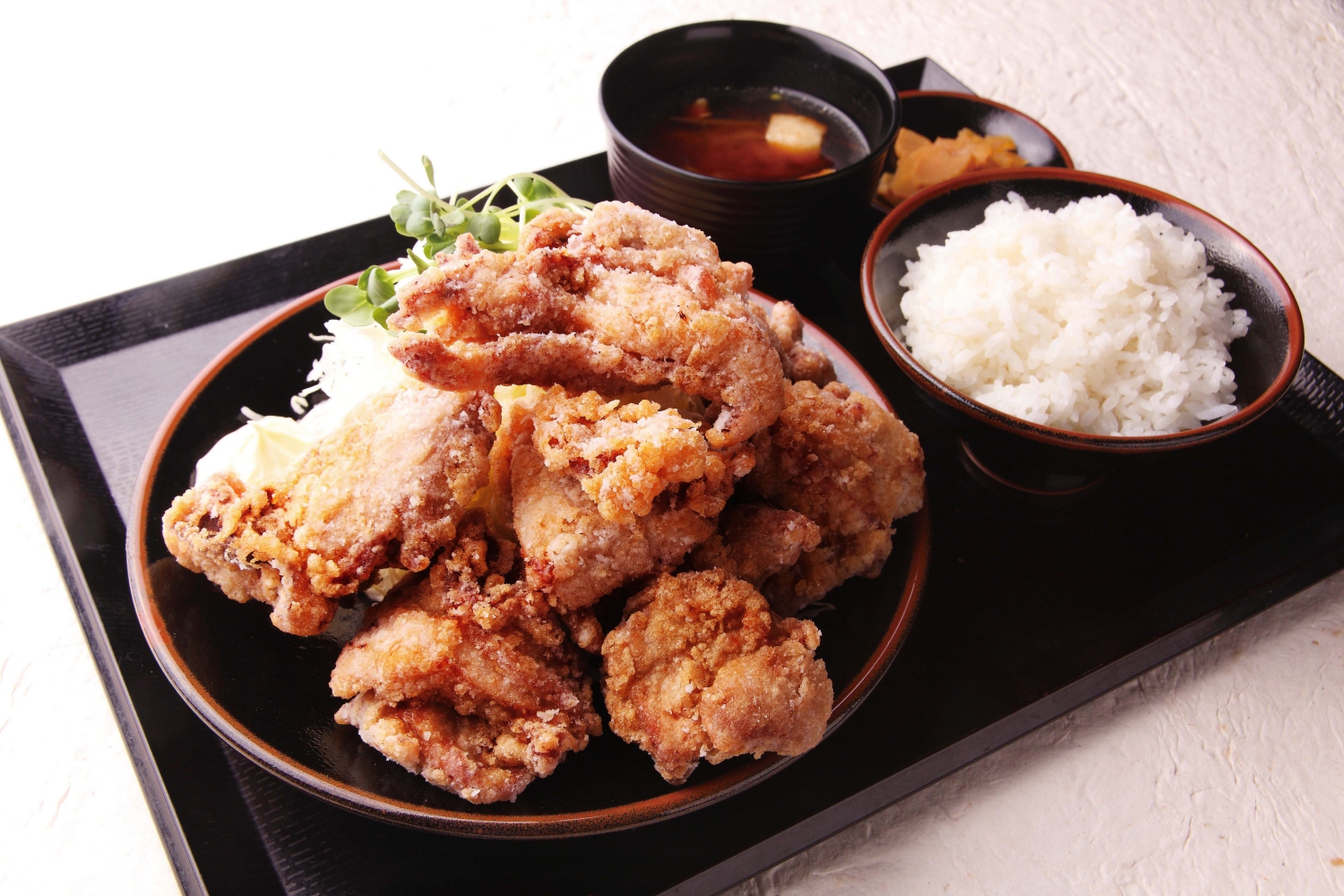 豚屋とん一 お花見に「万福からあげ定食」